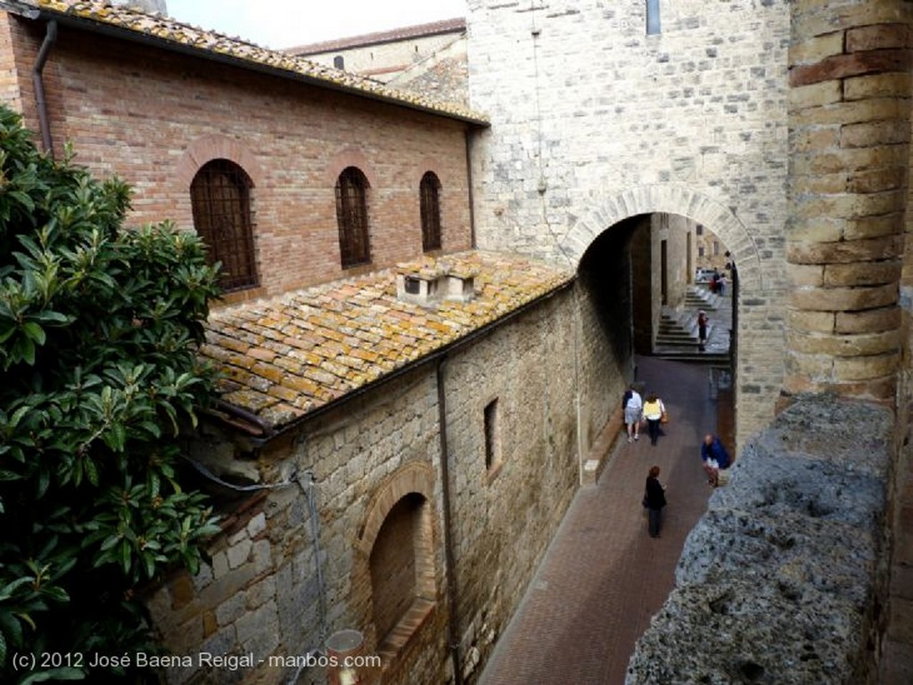 San Gimignano
Hornacina medieval
Siena