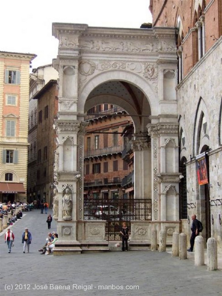 Siena
Como en un gran teatro
Toscana