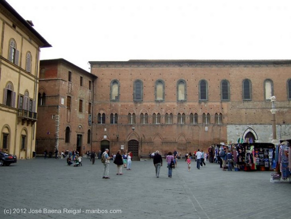 Siena
Pozo del patio
Toscana