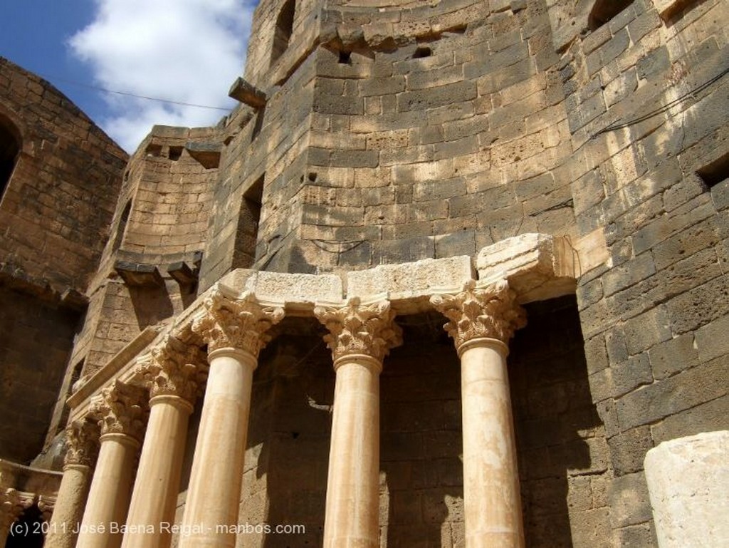 Bosra
Monumentalidad romana
Dera