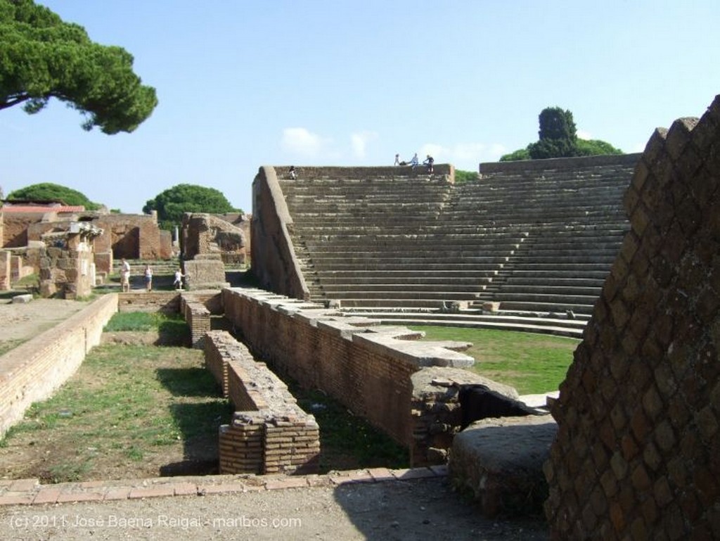 Ostia Antica
Horrea Epaphroditiana
Roma