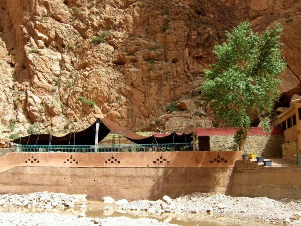 Gargantas del Todra
Chiquillos junto al agua
Ouarzazate