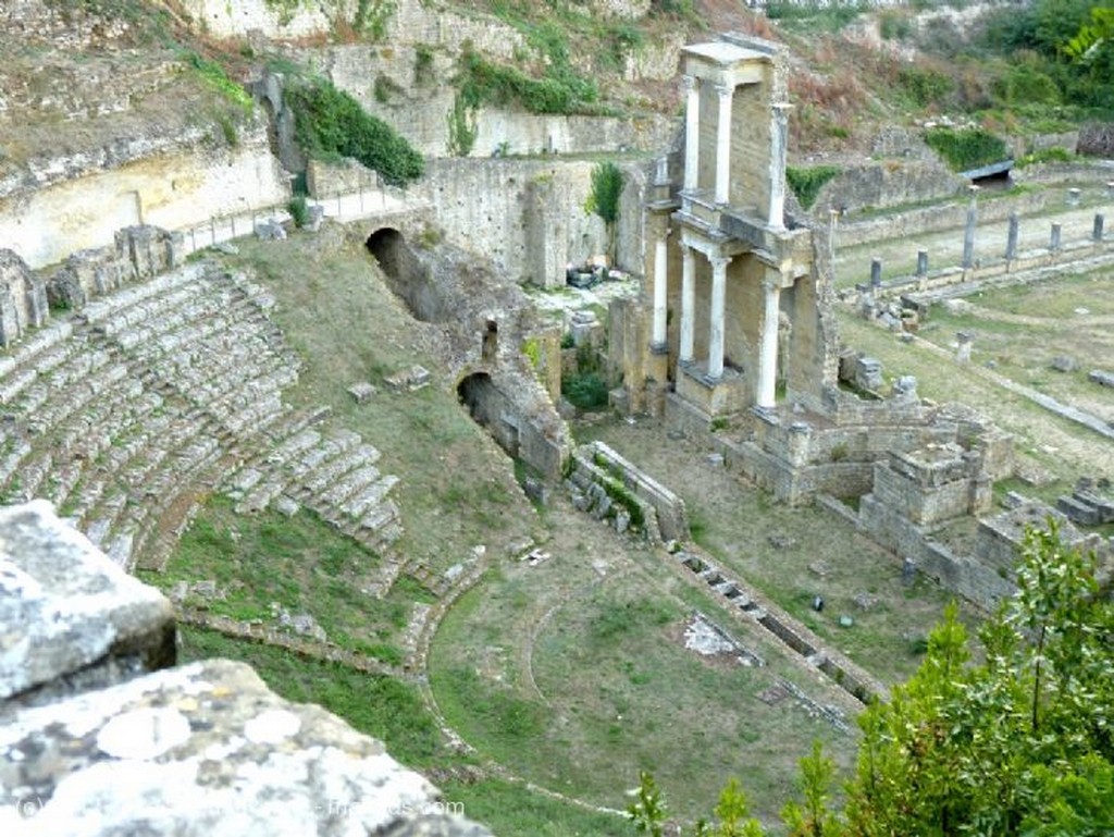 Volterra
El tiempo detenido
Pisa