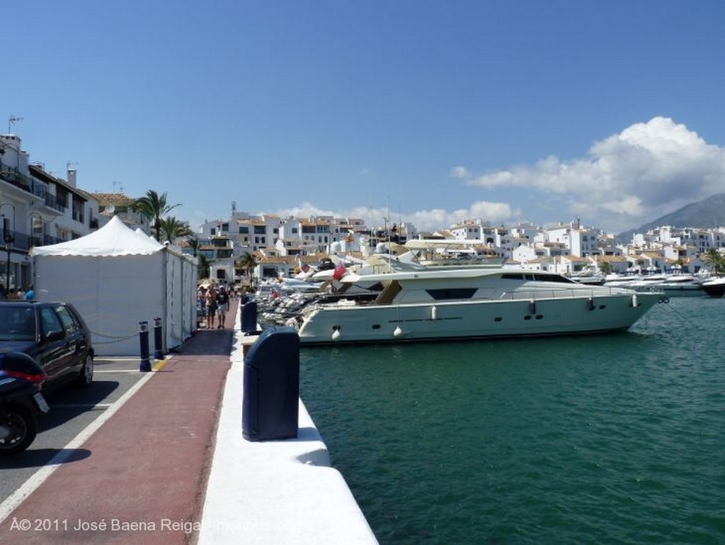 Marbella
Con la Sierra Blanca al fondo
Malaga