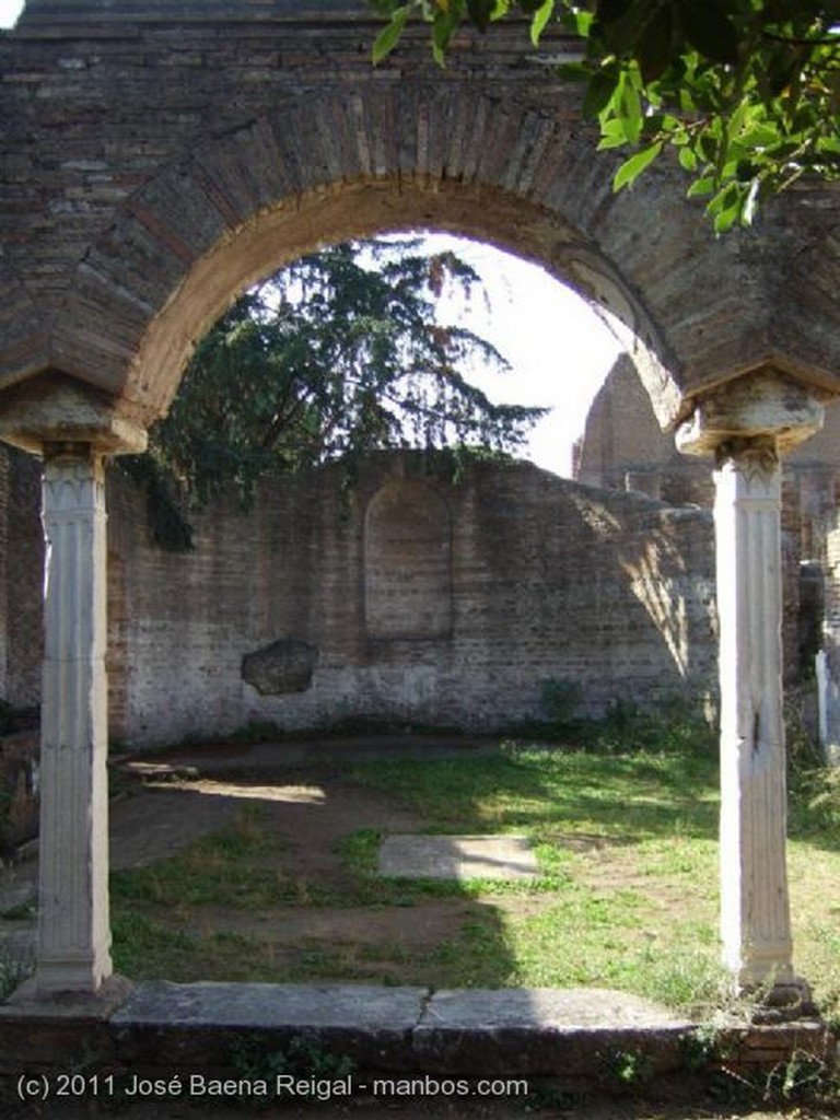 Ostia Antica
Diosa Fortuna
Roma