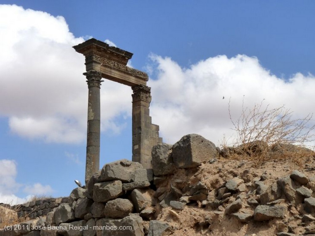 Bosra
Termas
Dera