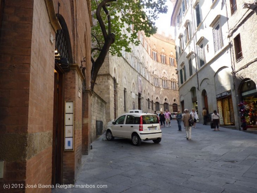 Siena
Academia Musical Chigiana
Toscana