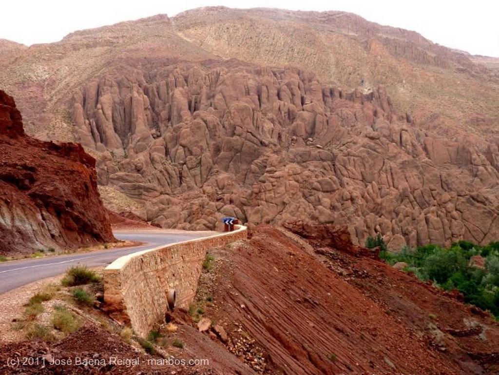 Gargantas del Dades
Depresion del rio Dades
Alto Atlas