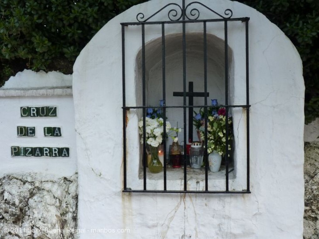 Foto de Mijas, Carretera de Benalmadena, Malaga, España - Cruz de la Pizarra