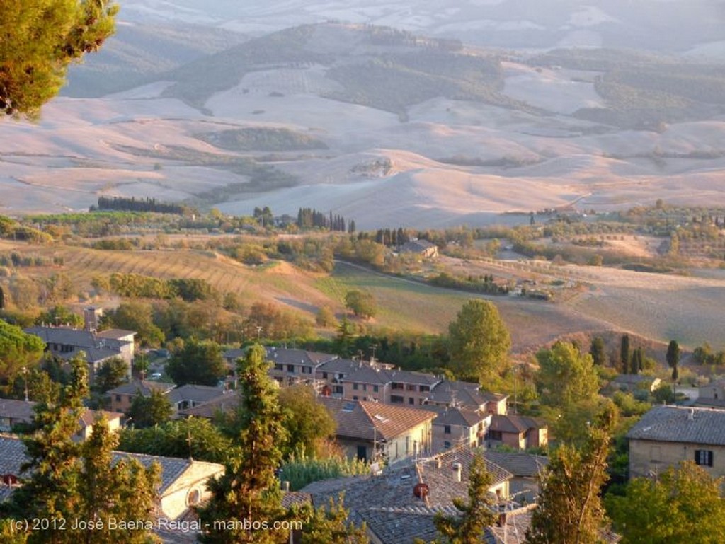 Volterra
Atardecer dorado
Pisa