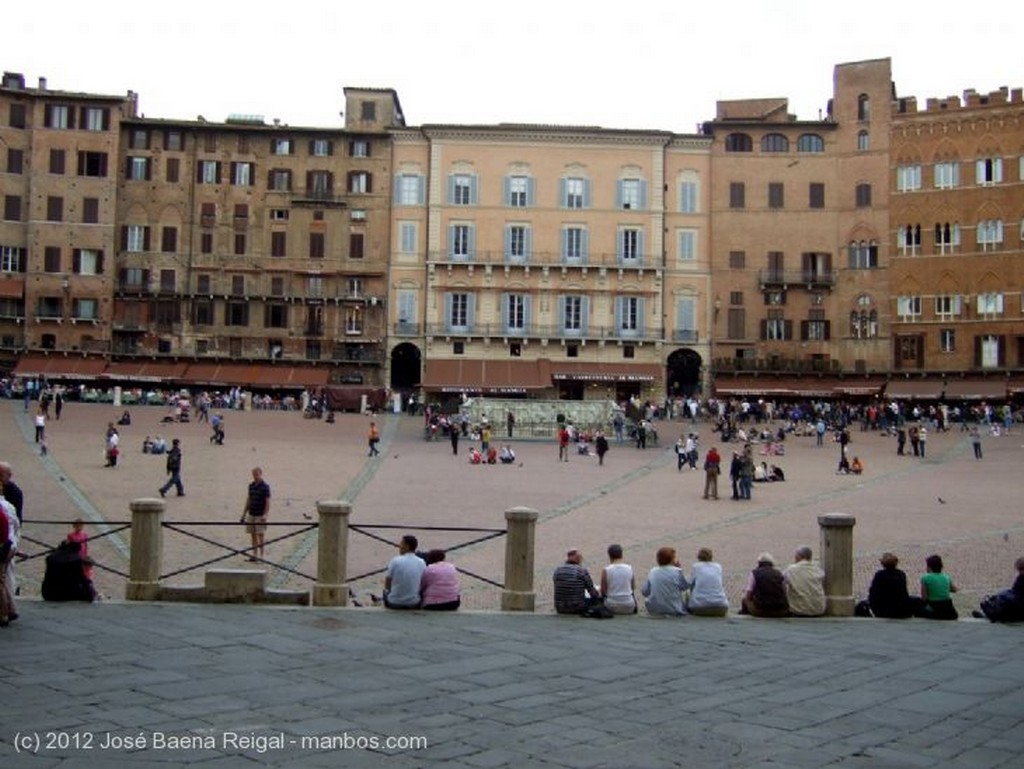 Siena
Palazzo Pubblico y Torre del Mangia
Toscana