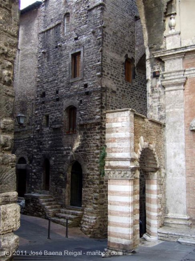 Perugia
Portada barroca
Umbria