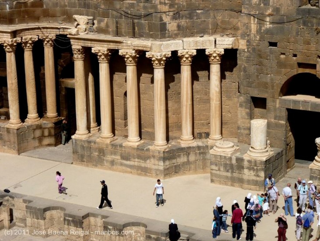 Bosra
Asombro de visitantes
Dera