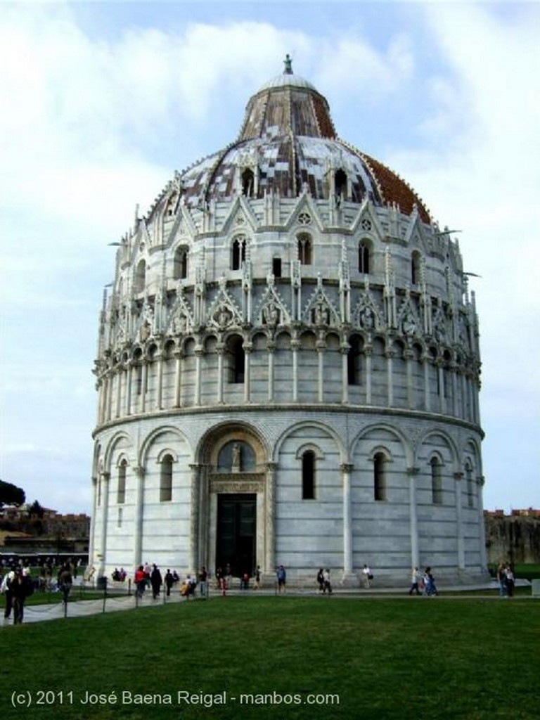 Pisa
Contraluz 
Toscana