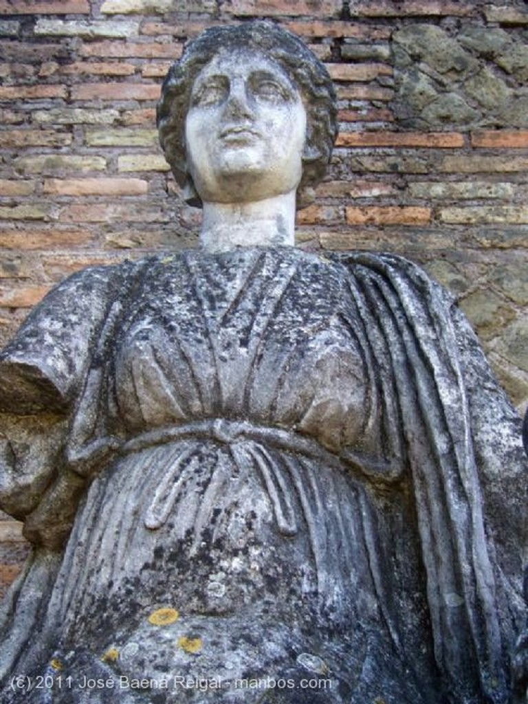 Ostia Antica
Diosa Fortuna
Roma