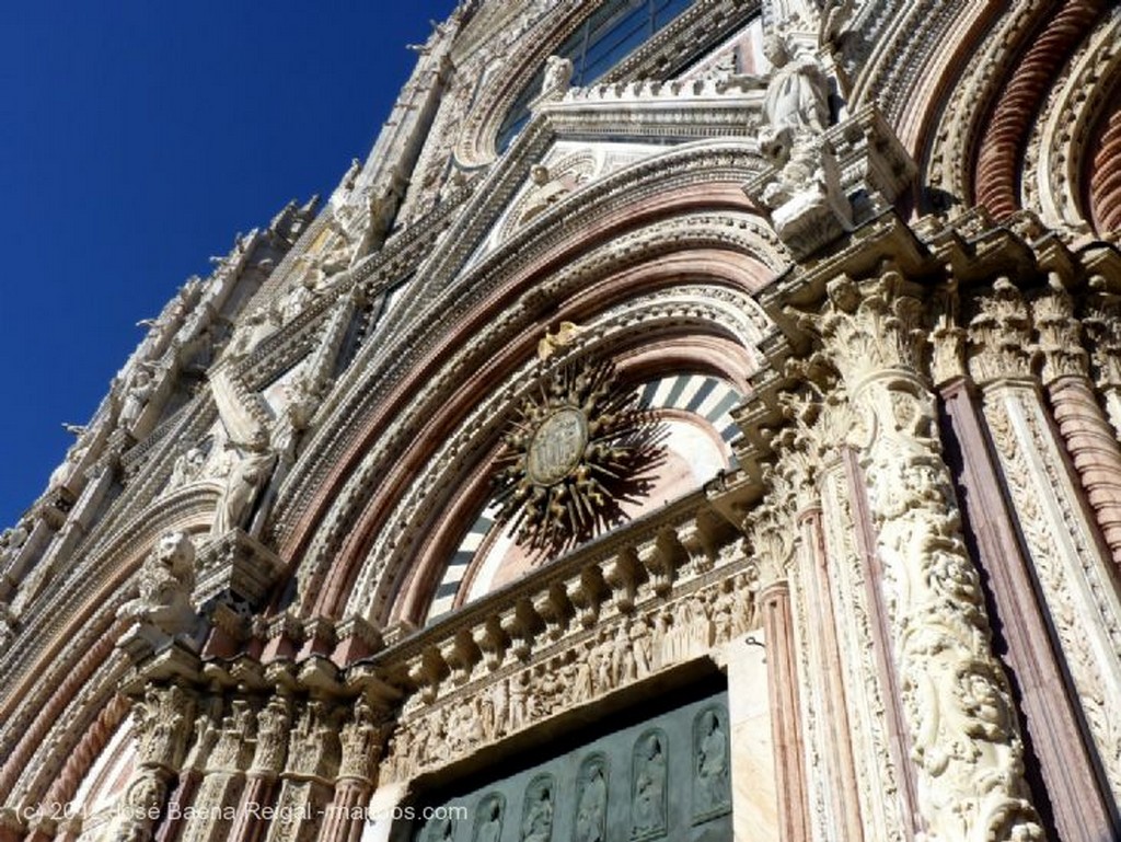 Siena
Campanario
Toscana