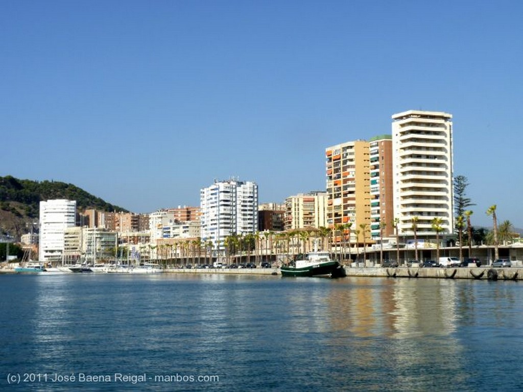 Malaga
La Farola
Malaga