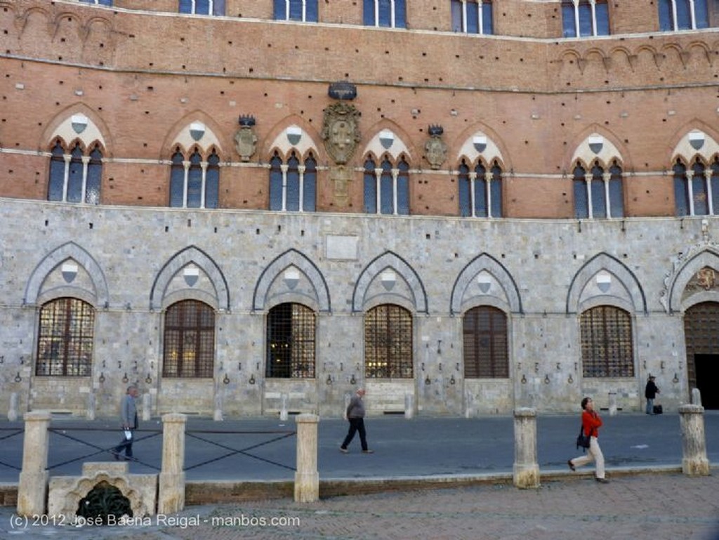 Siena
Fachadas y terrazas
Toscana