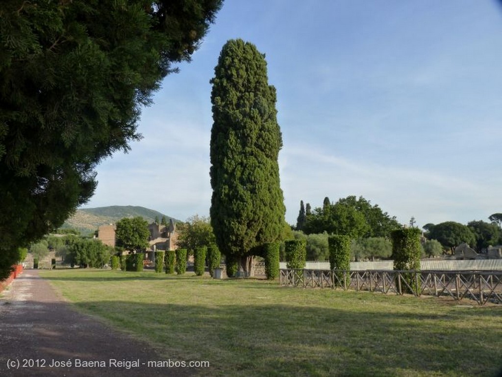 Villa Adriana
El Pecile
Roma