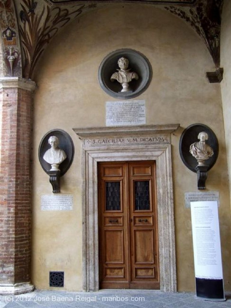 Siena
Academia Musical Chigiana
Toscana