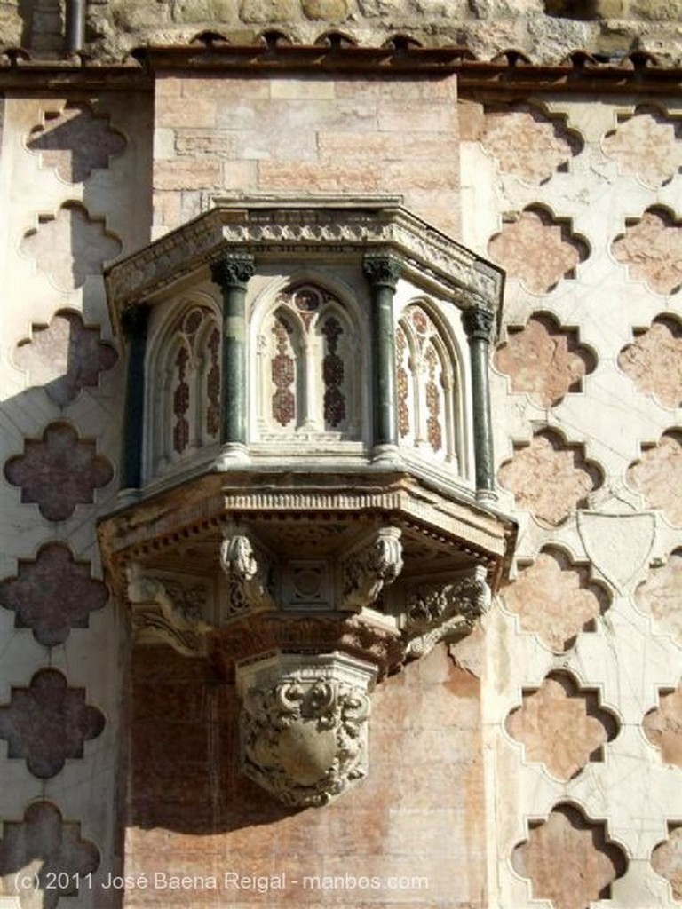 Perugia
Pulpito de San Bernardo
Umbria