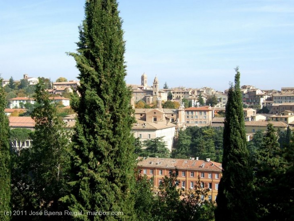 Perugia
Colinas ajardinadas
Umbria