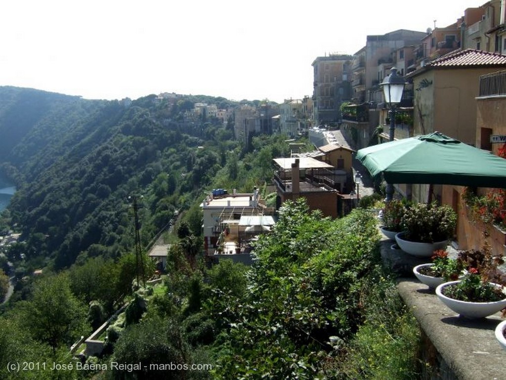 Castel Gandolfo
Vista parcial del Lago
Lazio