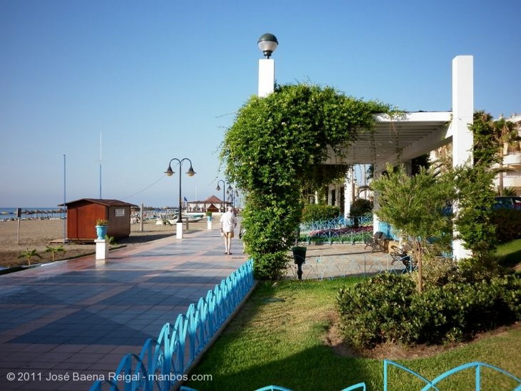 Torremolinos
Pescando en la escollera
Malaga