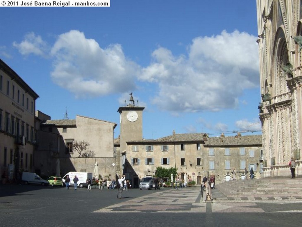 Orvieto
Palacio Faina
Umbria