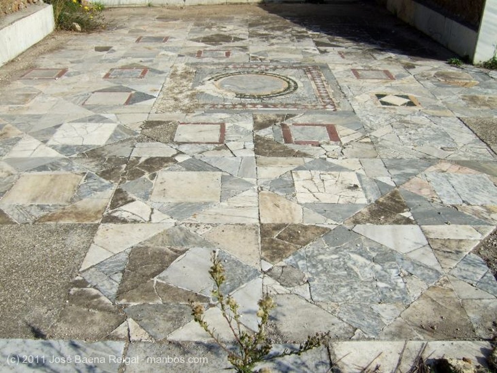 Ostia Antica
Diosa Fortuna
Roma