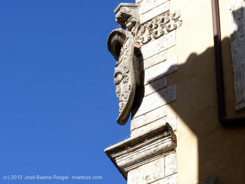 Montepulciano
Arcada con farol
Siena