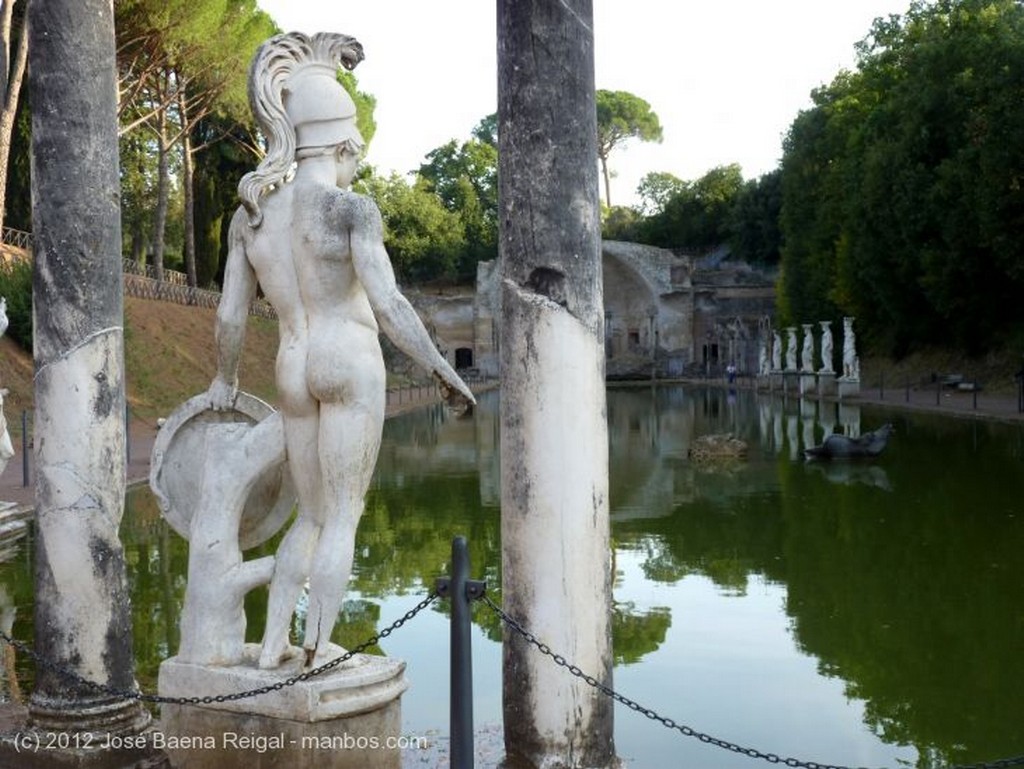 Villa Adriana
Dios fluvial
Roma