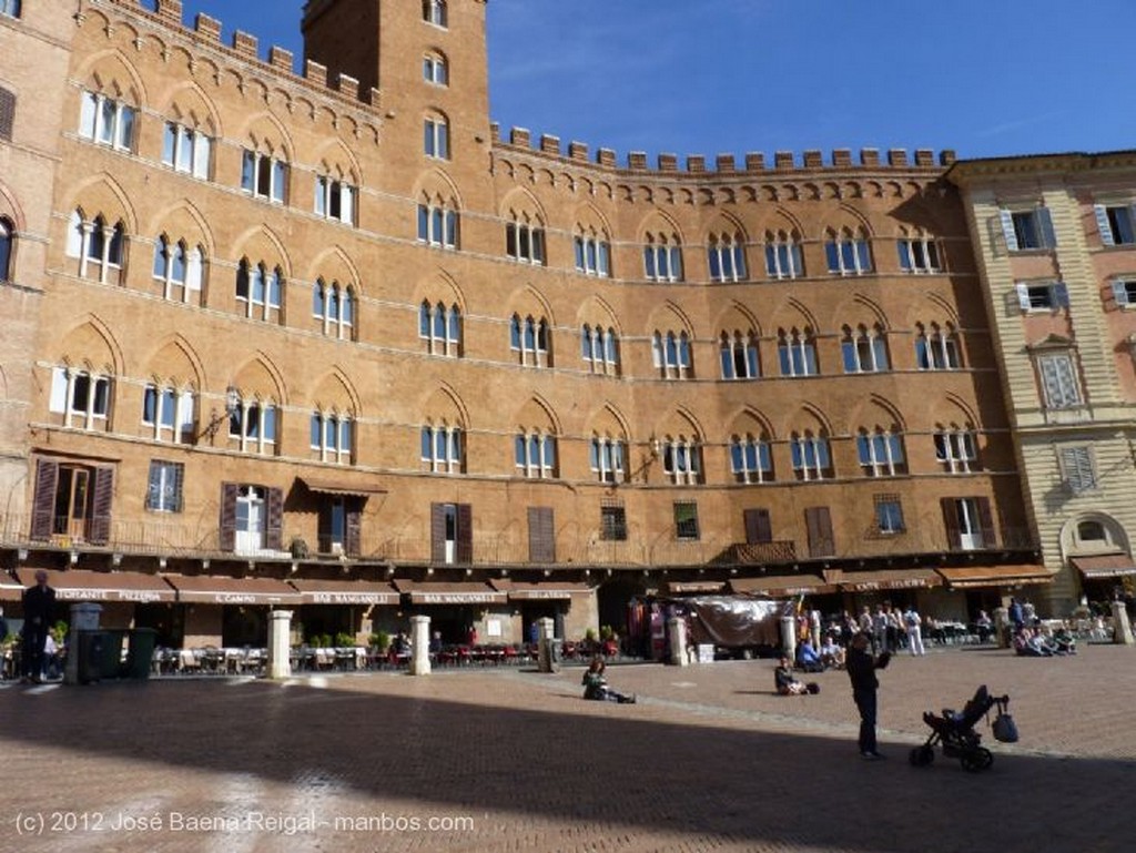 Siena
Escenario de la Carrera del Palio
Toscana