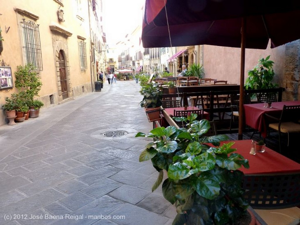 Volterra
Jano Bifronte
Pisa