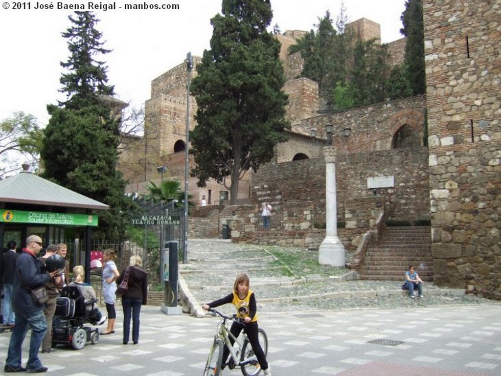 Malaga
Con la Alcazaba al fondo
Malaga