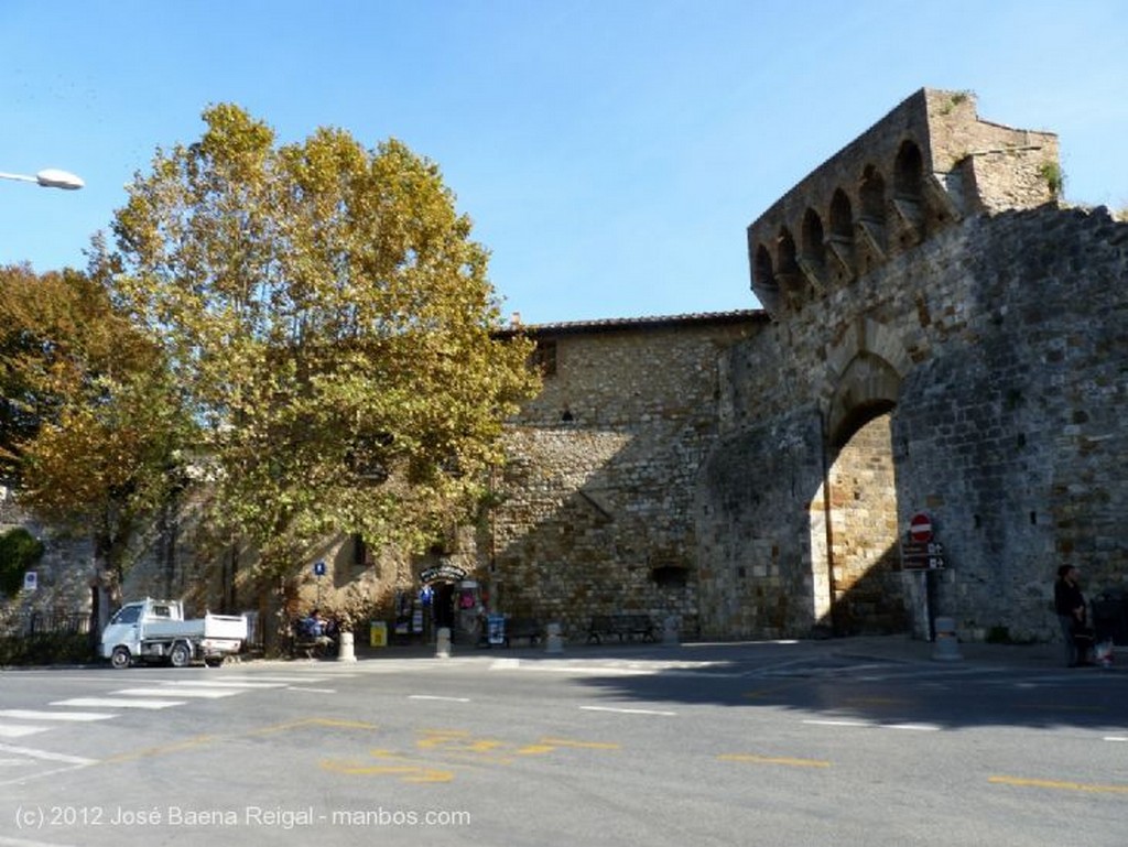 San Gimignano
Barrio moderno
Siena