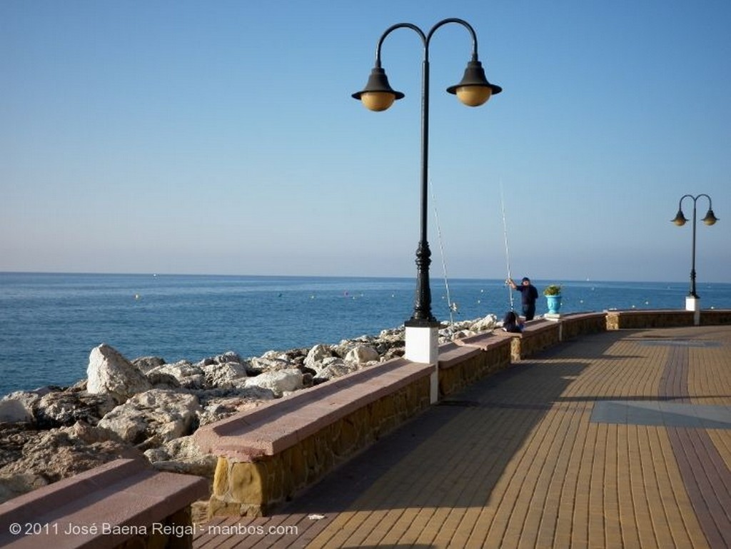 Torremolinos
Pescando en la escollera
Malaga