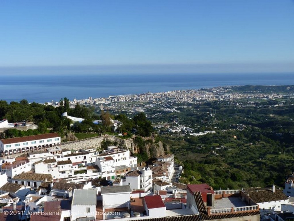 Mijas
Iglesia y plaza de toros
Malaga