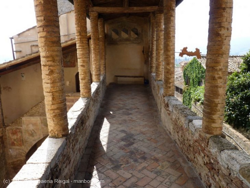 San Gimignano
Ventana acristalada
Siena