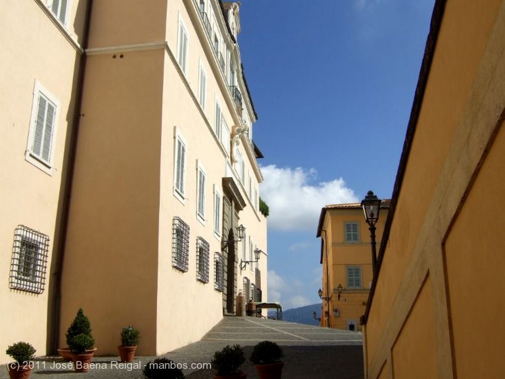 Castel Gandolfo
Acceso al centro historico
Lazio