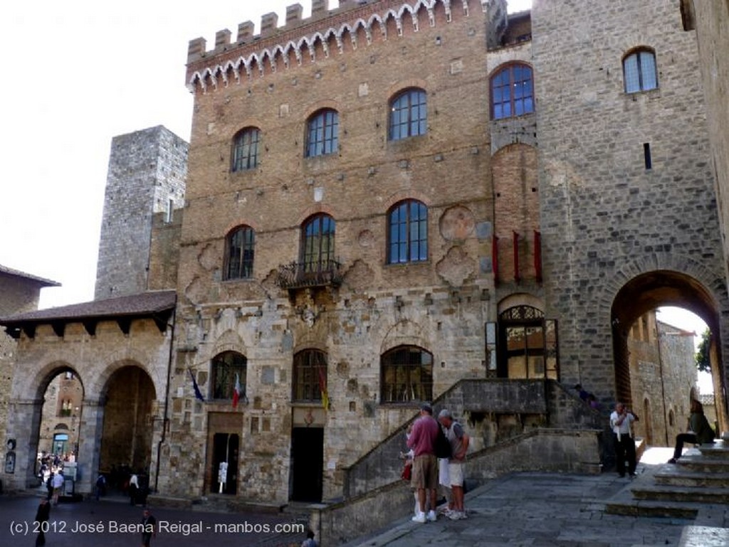 San Gimignano
Palazzo del Podesta y Torre Rognosa
Siena