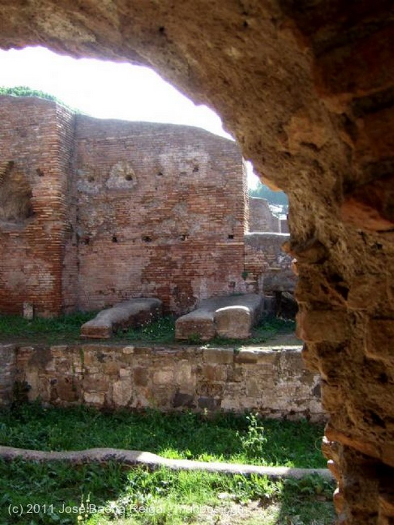 Ostia Antica
Via de la Palestra
Roma