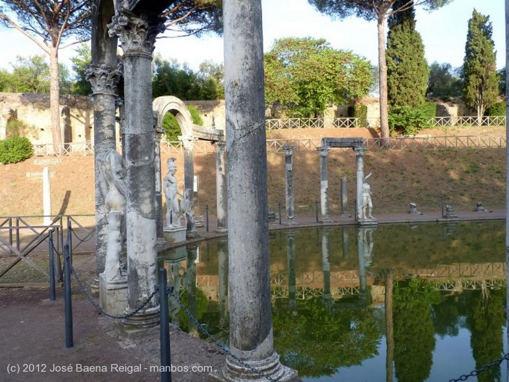 Villa Adriana
Estanque del Canopo
Roma