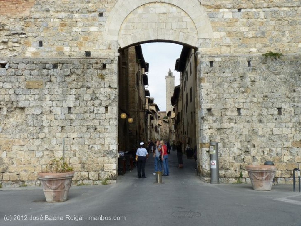 San Gimignano
Porta di San Mateo
Siena