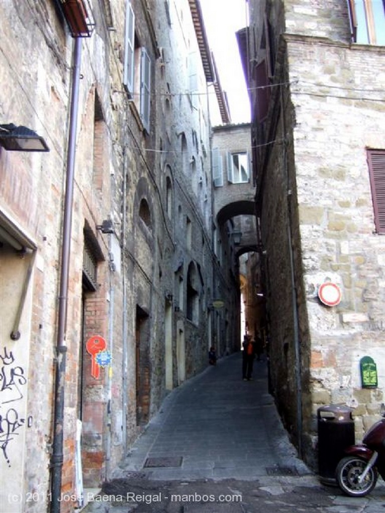 Perugia
Arco y fuente
Umbria