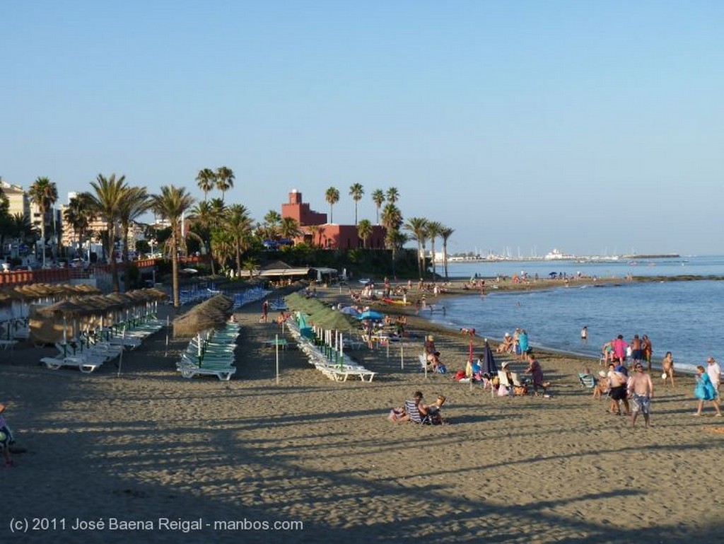 Benalmadena
Portico con arcos de herradura
Malaga