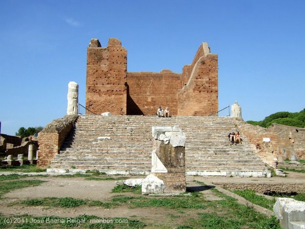 Ostia Antica
Foro y Capitolio
Roma