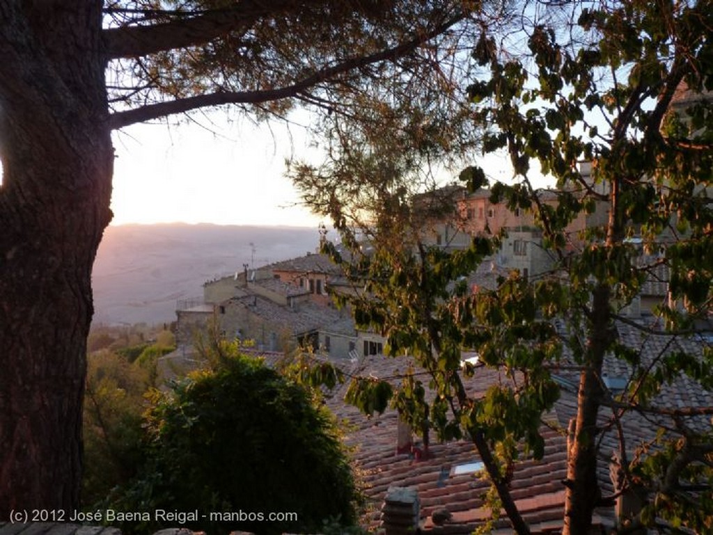 Volterra
Atardecer dorado
Pisa