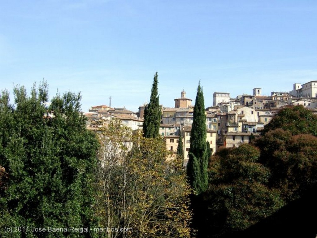 Perugia
Ciudad sobre colinas
Umbria