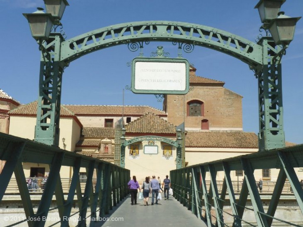 Malaga
Puente de Santo Domingo
Malaga